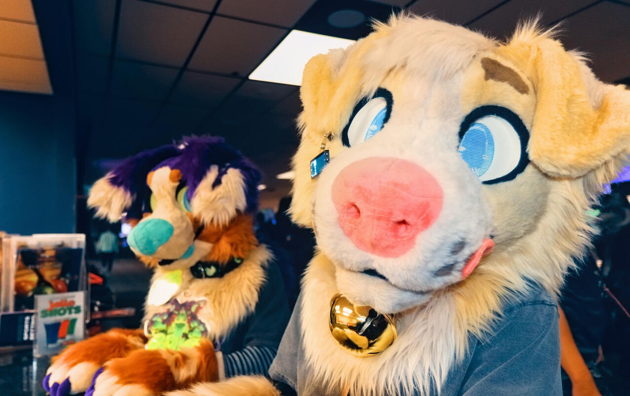 Ten and Grim at Furs of MD Greenmount Bowling